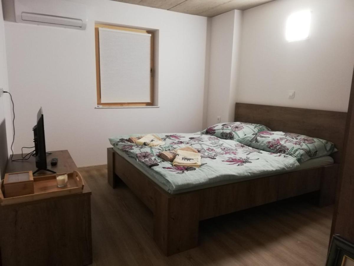 Sobe, Rooms B&B - Vina Kauran Zgornji Jakobski Dol Exterior photo
